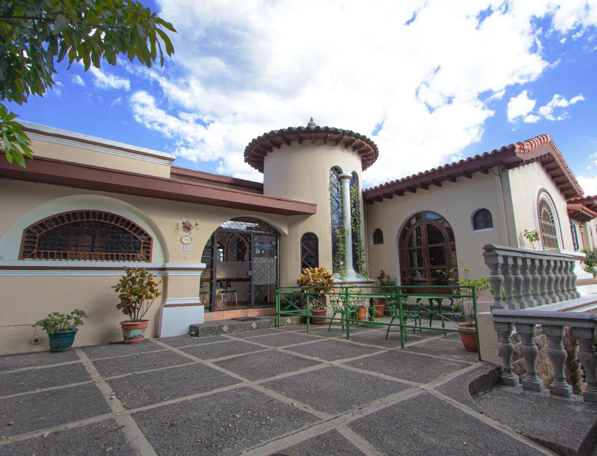 Hotel Villa Serena Escalon ซานซัลวาดอร์ ภายนอก รูปภาพ