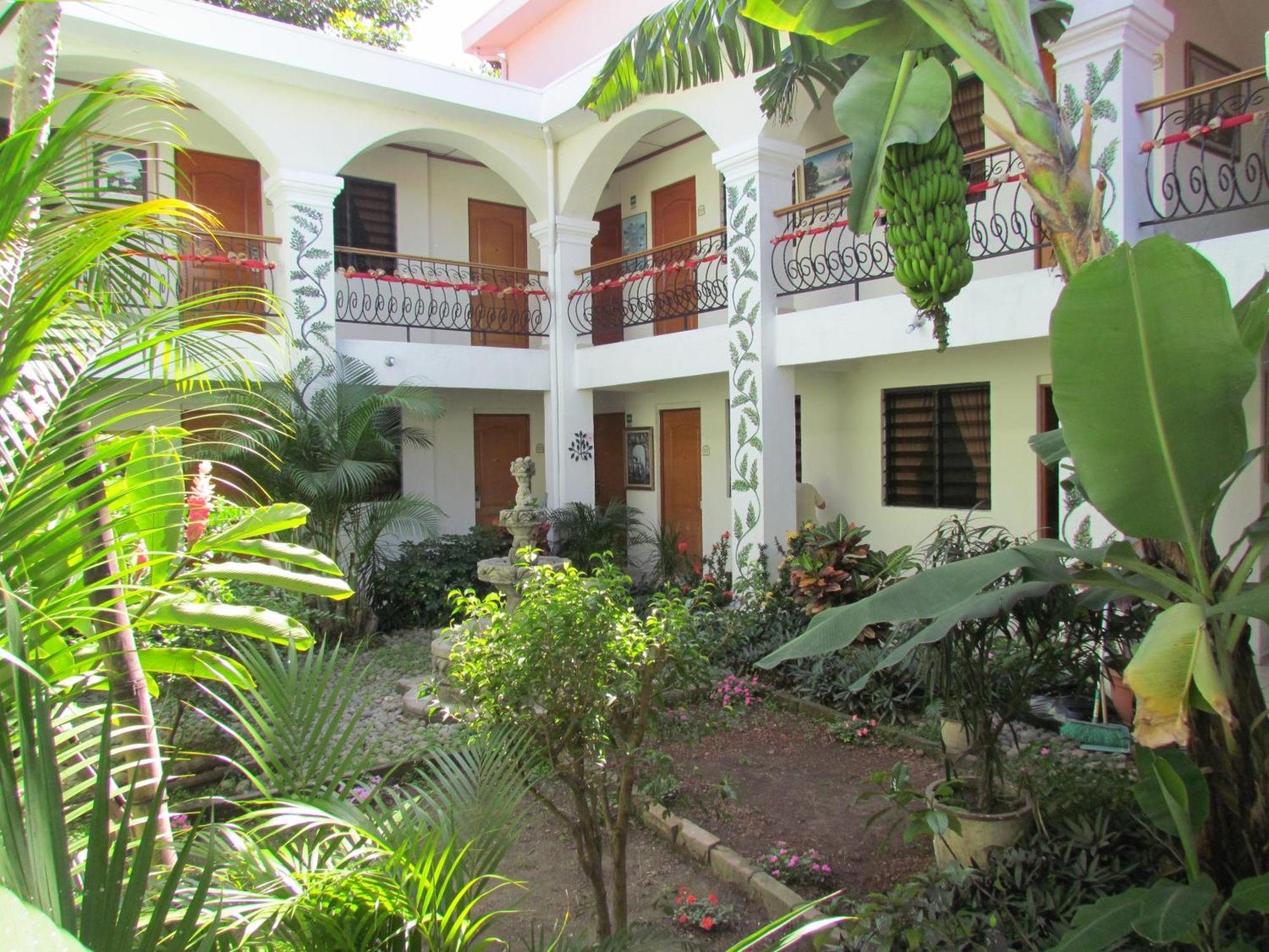 Hotel Villa Serena Escalon ซานซัลวาดอร์ ภายนอก รูปภาพ